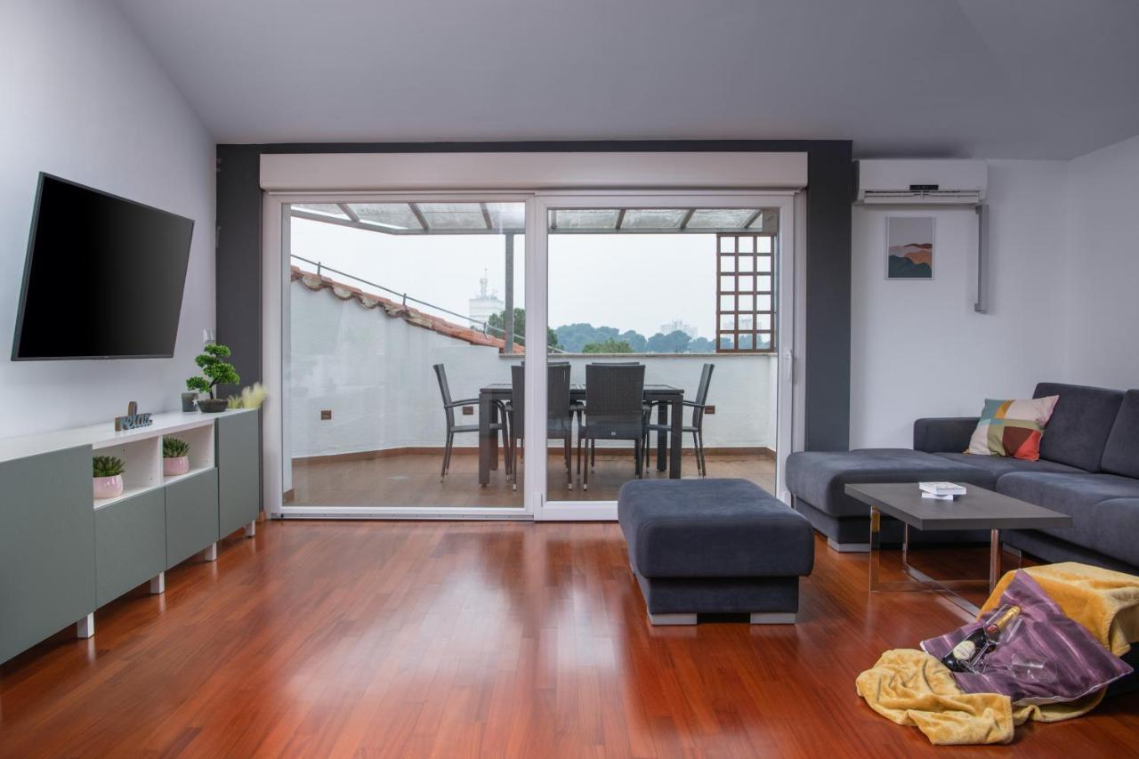 Apartment Rooftop พูลา ภายนอก รูปภาพ
